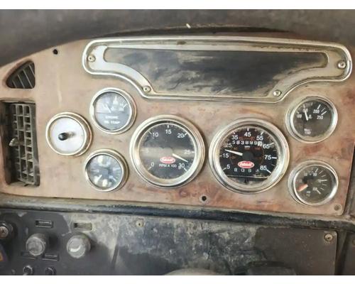  Peterbilt 378 Instrument Cluster #