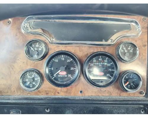  Peterbilt 378 Instrument Cluster #