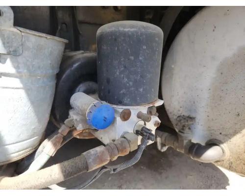  Peterbilt 379 Air Dryer #