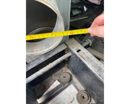 PETERBILT 379 Air Cleaner