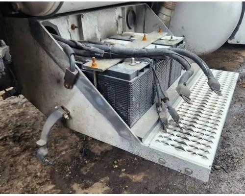 Peterbilt 379 Battery Box # Peterbilt 379 Battery Box #