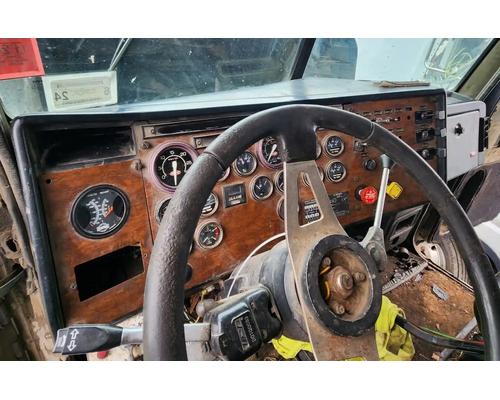 peterbilt-379-dash-assembly #1428869