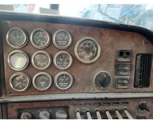 Peterbilt 379 Instrument Cluster #
