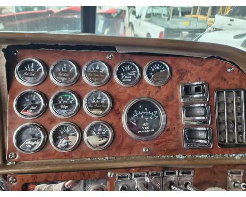  Peterbilt 379 Instrument Cluster #