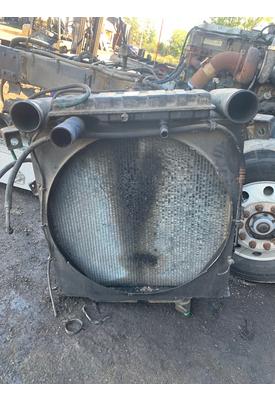 PETERBILT 379 Radiator