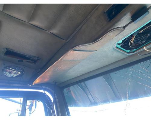 Peterbilt 379 Visor #