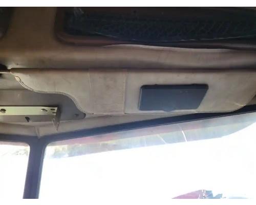  Peterbilt 379 Visor #