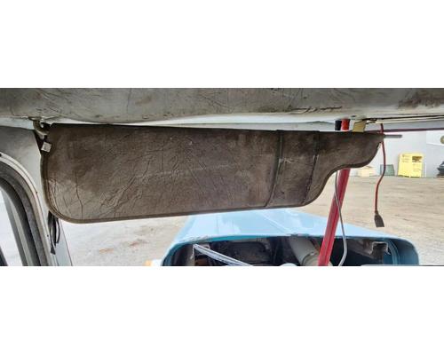  Peterbilt 379 Visor #