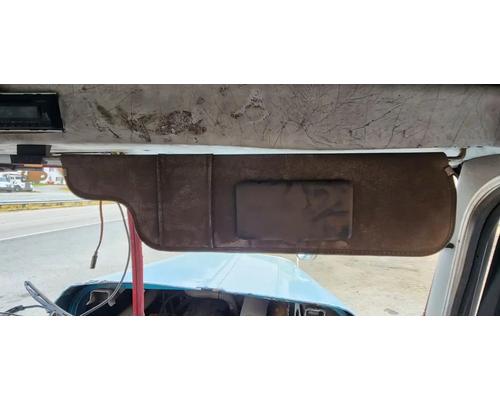  Peterbilt 379 Visor #