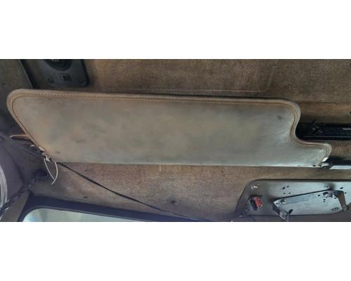  Peterbilt 379 Visor #