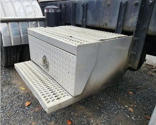 peterbilt-379-tool-box #1359794