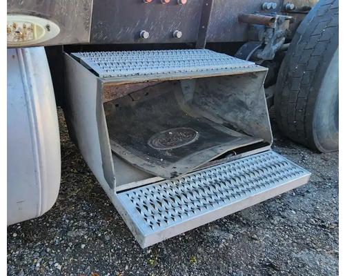 peterbilt-379-tool-box #1376560