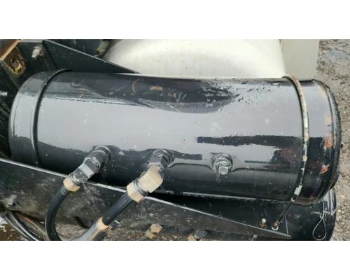  Peterbilt 384 Air Tank #