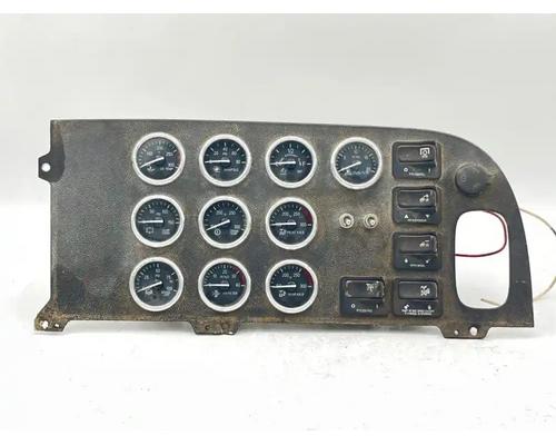  Peterbilt 384 Instrument Cluster #