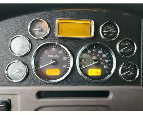  Peterbilt 384 Instrument Cluster #
