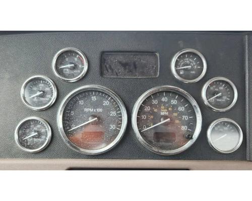  Peterbilt 384 Instrument Cluster #