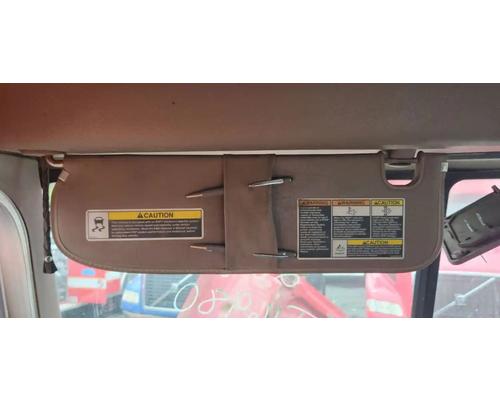 Peterbilt 384 Visor #