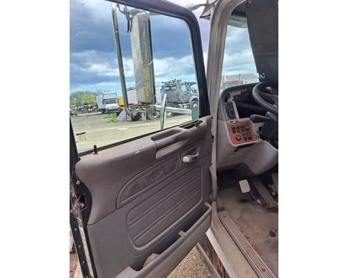 PETERBILT 386 Cab or Cab Mount