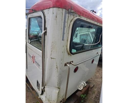 PETERBILT 386 Cab or Cab Mount