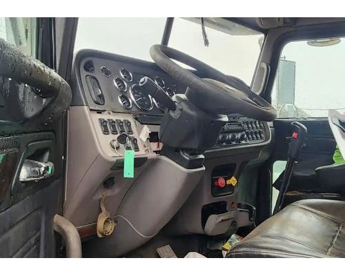 peterbilt-386-dash-assembly #1360701