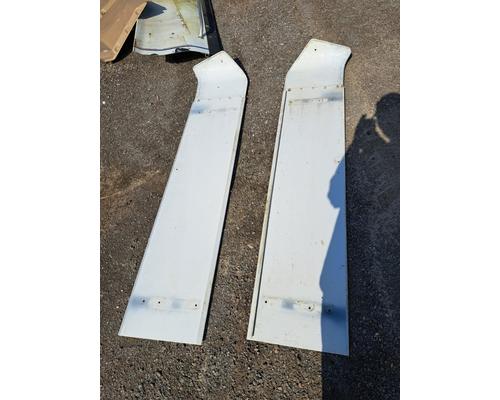 PETERBILT 386 Fairing SleeperCab Extension