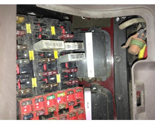 PETERBILT 386 Fuse Box in Spencer, IA #24702910