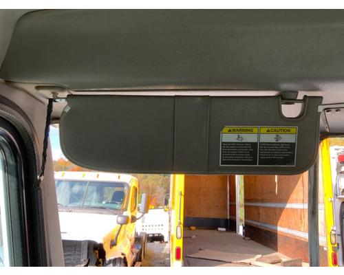  Peterbilt 386 Visor #