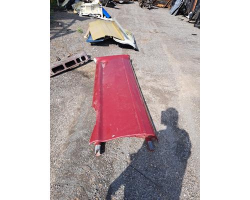 PETERBILT 386 Side Fairing