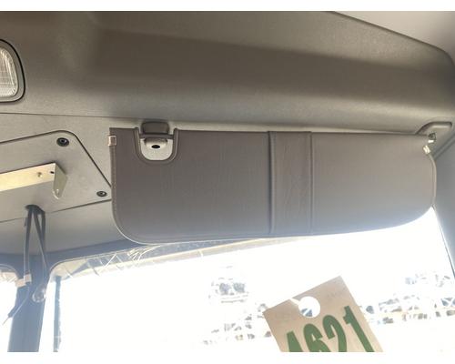  Peterbilt 389 Visor #