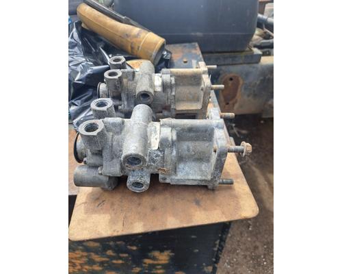 PETERBILT 567 Air Brake Components