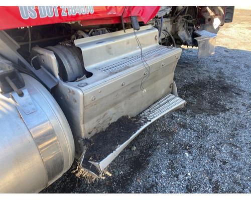  Peterbilt 567 DPF - Diesel Particulate Filter #