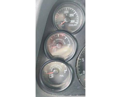  Peterbilt 567 Instrument Cluster #