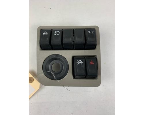 Peterbuilt Rocker Switch PETERBILT 567 For Sale in Oregon - Hagerman, Inc.