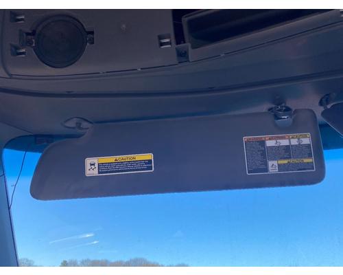  Peterbilt 567 Visor #