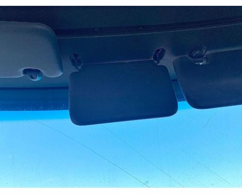  Peterbilt 567 Visor #