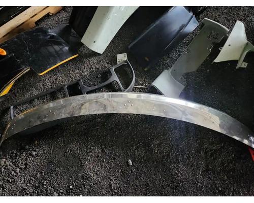  Peterbilt 567 Visor #