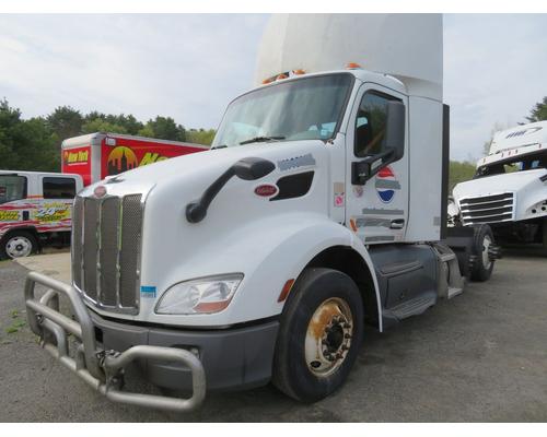 2020 PETERBILT 579 Hood #