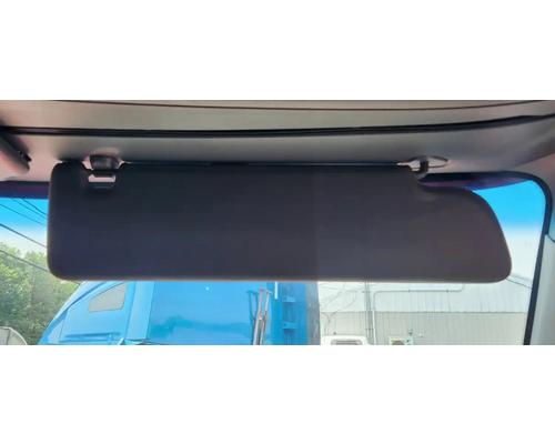  Peterbilt 579 Visor #
