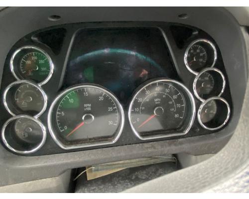  Peterbilt 587 Instrument Cluster #