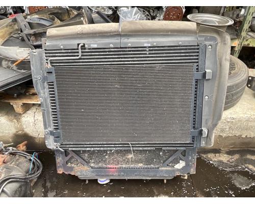 peterbilt-587-intercooler #1334295