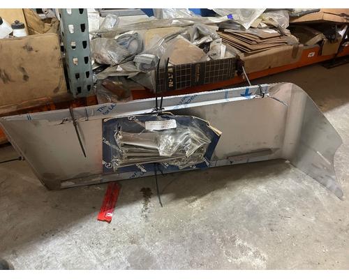 PETERBILT  Sun Visor (External)