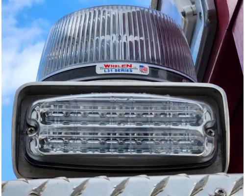 pierce-arrow-xt-tail-lamp #1441277