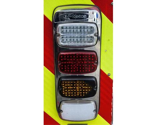pierce-arrow-xt-tail-lamp #1441284