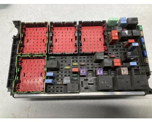 Peterbilt 567 Fuse Box OEM# p27-1209-01010 in Sioux Falls