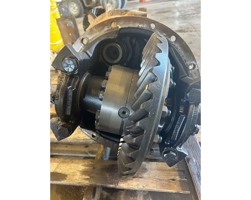 1986 ROCKWELL D100 Differential Assembly (Front, Rear) For Sale in Box Elder, SD – Hatch Trucking & Salvage Parts LLC