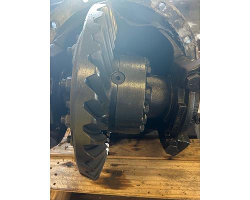 1986 ROCKWELL R100 Differential Assembly (Rear, Rear) For Sale in Box Elder, SD – Hatch Trucking & Salvage Parts LLC