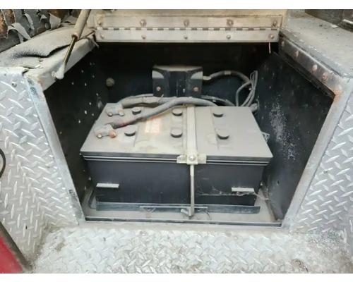 seagrave-ladder-battery-box #1361224