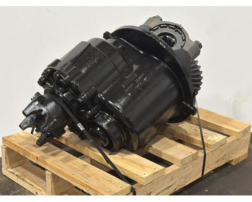  SPICER D40-155 Front Axle #