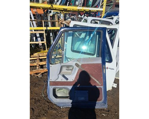 STERLING A9500 SERIES Door Assembly, Front