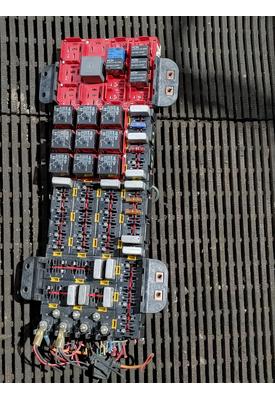 STERLING A9500 SERIES Fuse Box